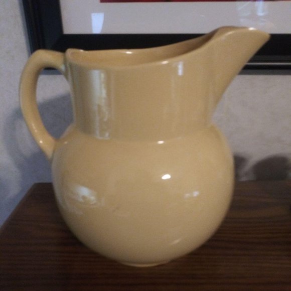 Vintage Watt Pottery Apple 8" Ice Lip Pitcher 17 Y - Picture 6 of 7